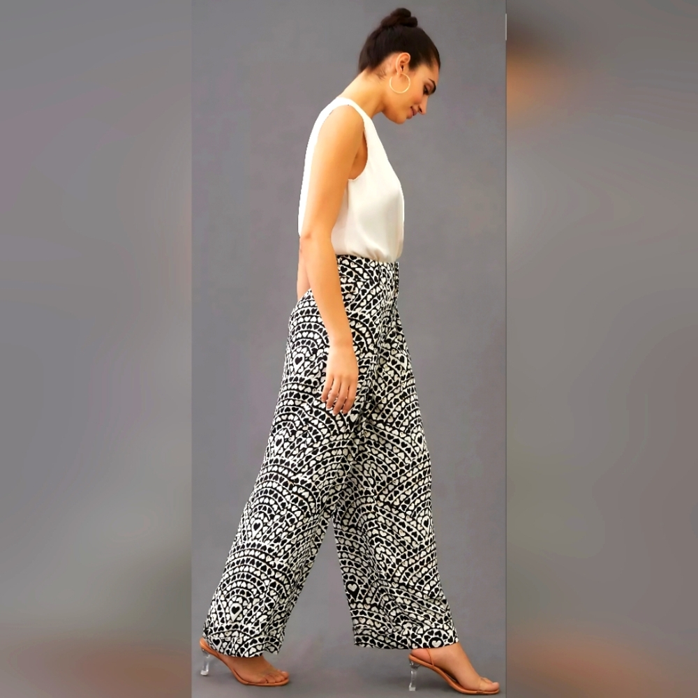 Farm Rio x Anthropologie Heart Pleated Wide-Leg Pant-Size XS-NWOT(never worn)🦜 - Picture 4 of 8